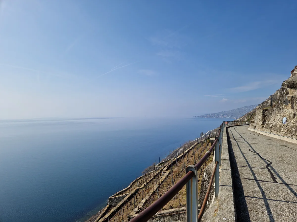 Wer sich ein bisschen wie am Meer fühlen möchte, sollte zum Genfersee reisen. Wer sich ein bisschen wie am Meer fühlen möchte, sollte zum Genfersee reisen.